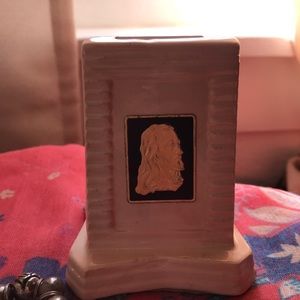 Golden Jesus Portrait Bank